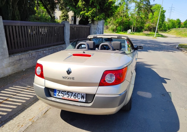 Renault Megane cena 8200 przebieg: 199000, rok produkcji 2004 z Szczecin małe 16